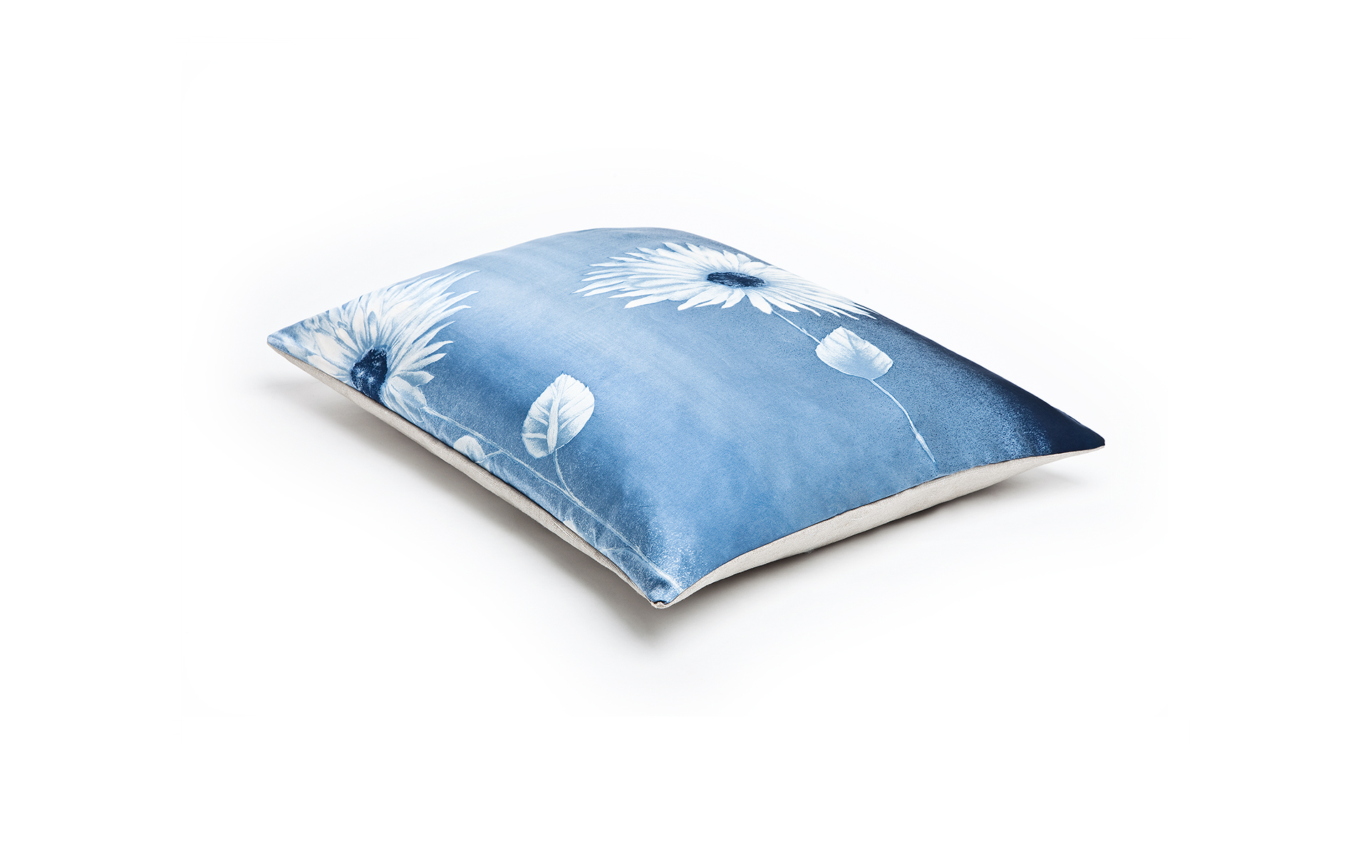 Mrs.Me home couture - cushion Vintage 10  Largel